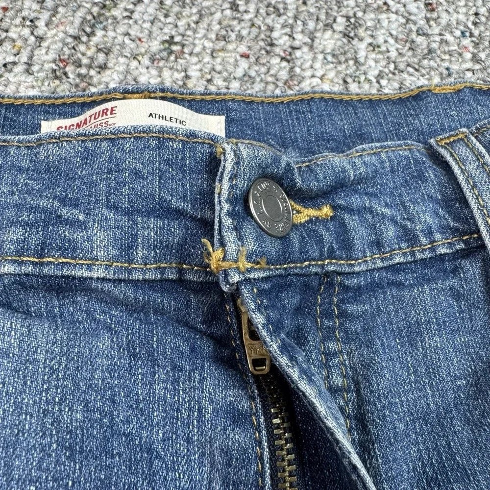 Levis Signature Jean Shorts Mens 38 Jorts Athletic Cut Off Blue Denim Frayed